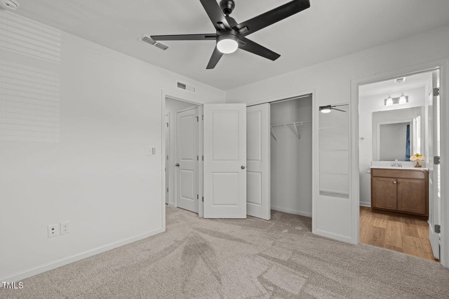 25-web-or-mls-5Z8A2350 25-web-or-mls-5Z8A2350