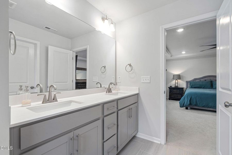 71-web-or-mls-4004-mount-moran-rd