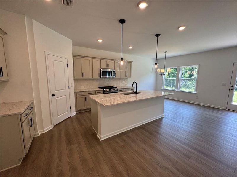 Furnished interior view inside a new home in Creekside, Dawsonville (Image 15).