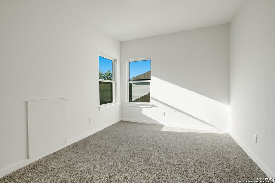 Spacious, unfurnished interior of a new home in Park Hill Commons, San Antonio (Image 23).