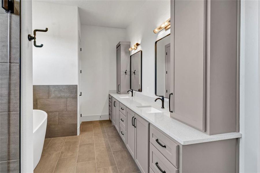 Furnished interior view inside a new home in , Tolar (Image 13).