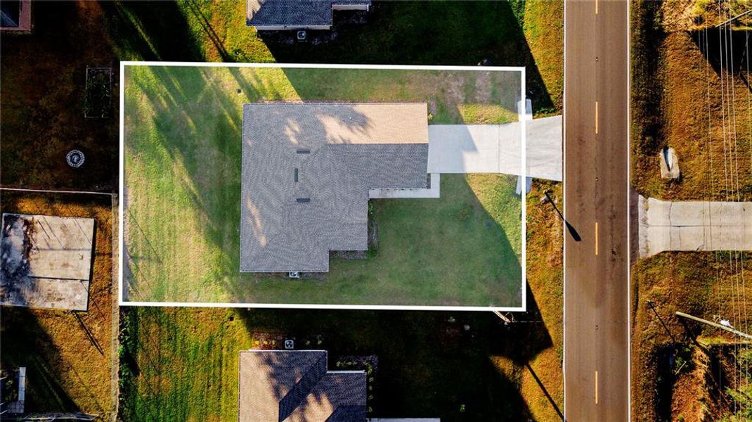 Image 28 of a home in . Image 28 of a home in .