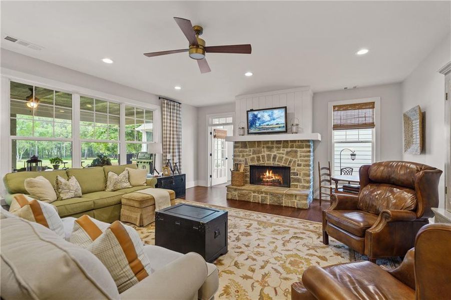 Furnished interior view inside a new home in , Monroe (Image 35).
