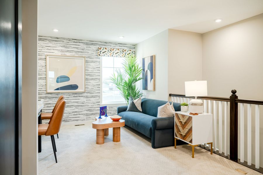 Representative furnished interior of a home built from the Yosemite by Fischer Homes in Twin Lakes, Hoschton (Image 25).