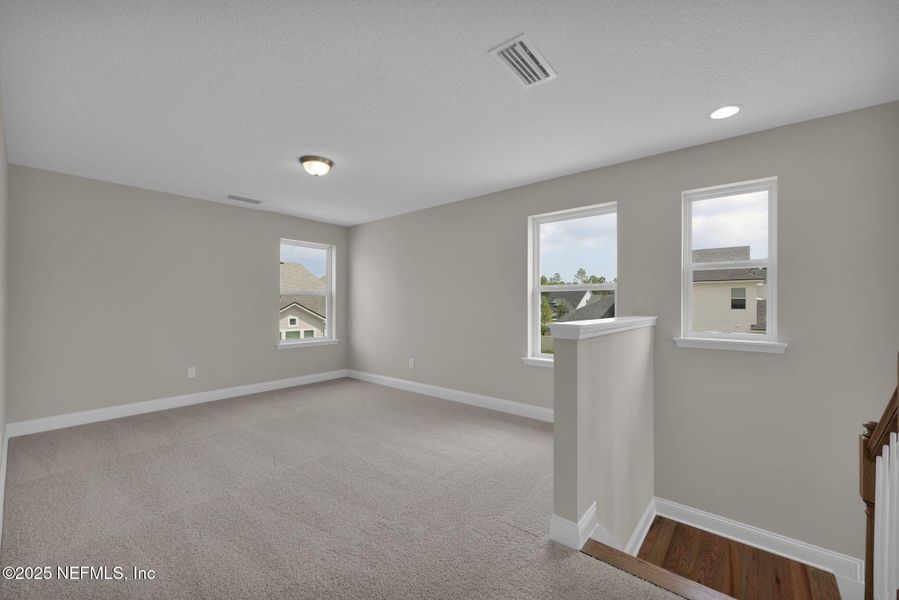 Spacious, unfurnished interior of a new home in Seabrook Village at Nocatee, Ponte Vedra (Image 39).