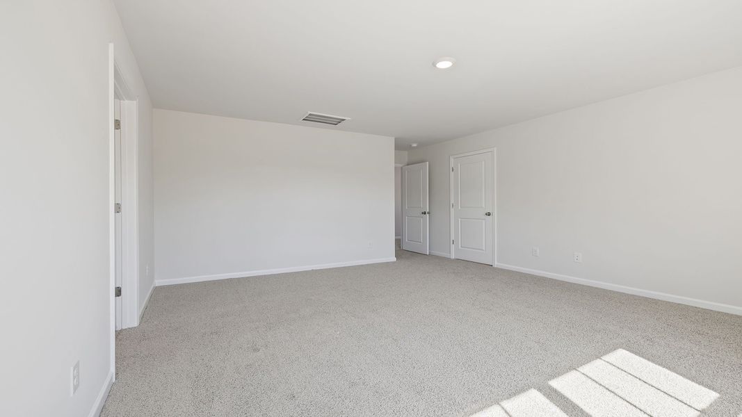 Spacious, unfurnished interior of a new home in Cedar Gap, Fountain Inn (Image 26). Spacious, unfurnished interior of a new home in Cedar Gap, Fountain Inn (Image 26).