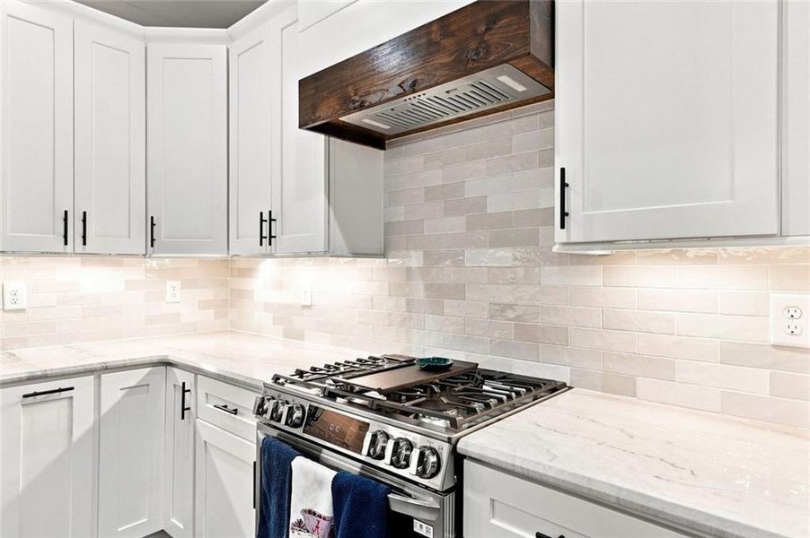 Furnished interior view inside a new home in , Canton (Image 13).