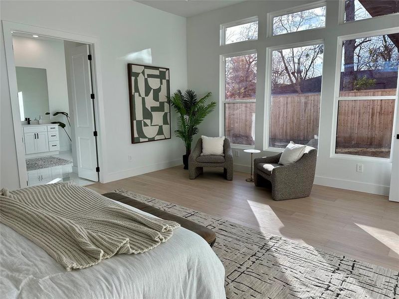 Furnished interior view inside a new home in , Dallas (Image 5).