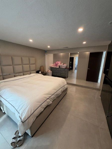 Furnished interior view inside a new home in , Fort Lauderdale (Image 3).