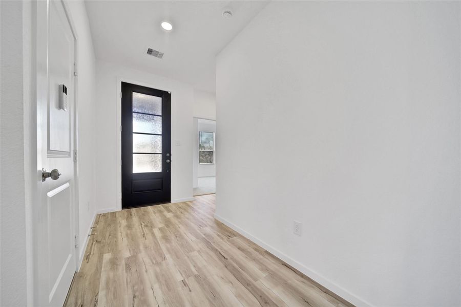 Spacious, unfurnished interior of a new home in The Highlands: Richmond Collections, Porter (Image 36).