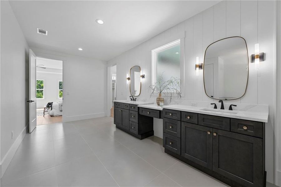 Furnished interior view inside a new home in , Lawrenceville (Image 13).