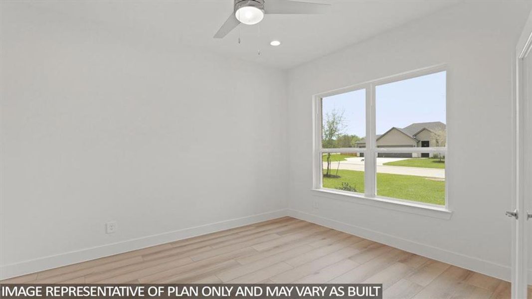 Spacious, unfurnished interior of a new home in Silverthorne, Conroe (Image 13).