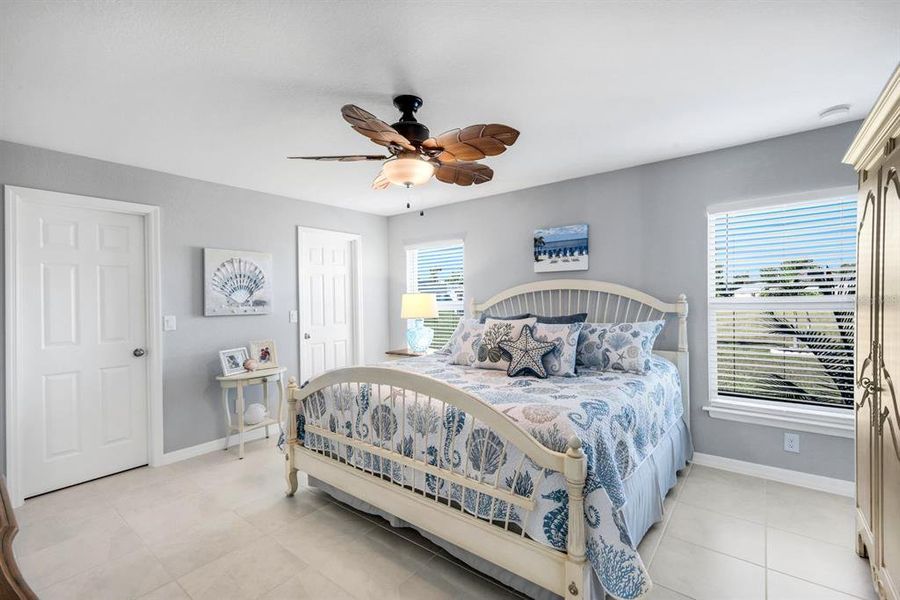 Furnished interior view inside a new home in , Punta Gorda (Image 4). Furnished interior view inside a new home in , Punta Gorda (Image 4).