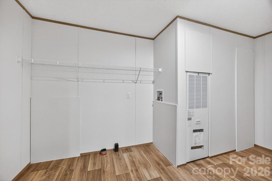Spacious, unfurnished interior of a new home in , Lexington (Image 34).