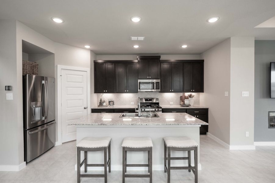 Furnished interior view inside a new home in The Ridge at Mason Woods, Cypress (Image 10). Furnished interior view inside a new home in The Ridge at Mason Woods, Cypress (Image 10).