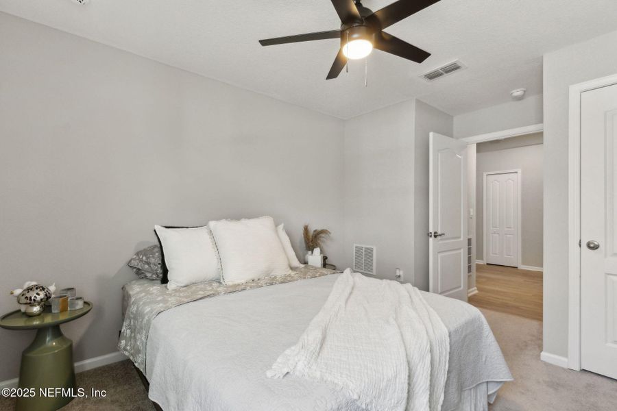 Furnished interior view inside a new home in River Glen, Yulee (Image 32). Furnished interior view inside a new home in River Glen, Yulee (Image 32).