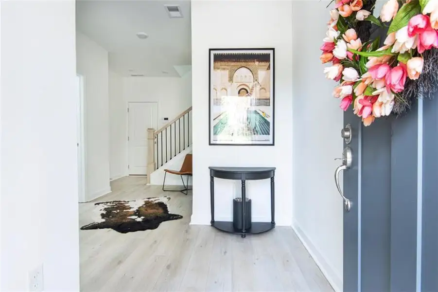Furnished interior view inside a new home in , Kennesaw (Image 5).