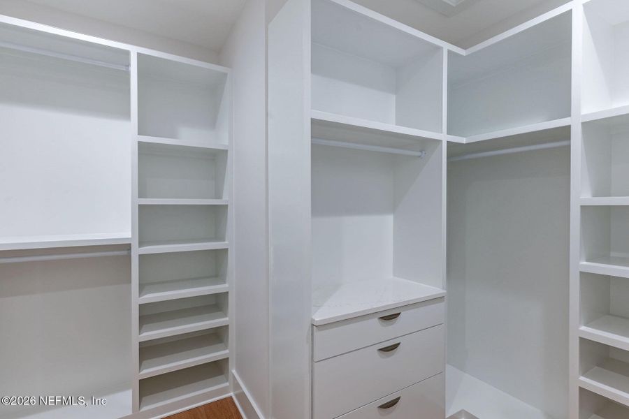 Image 172 of a home in .