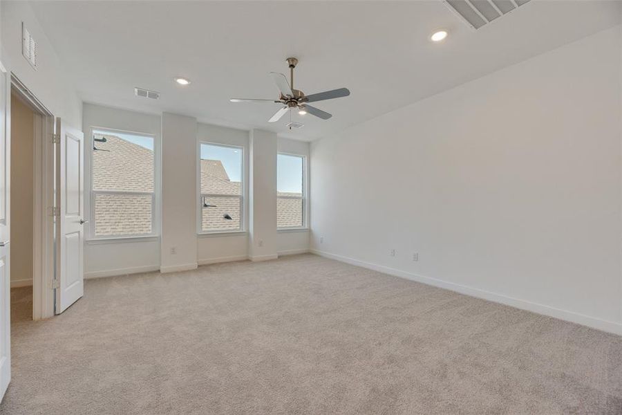 Spacious, unfurnished interior of a new home in Legacy Hills: Brookstone 60's, Celina (Image 20).