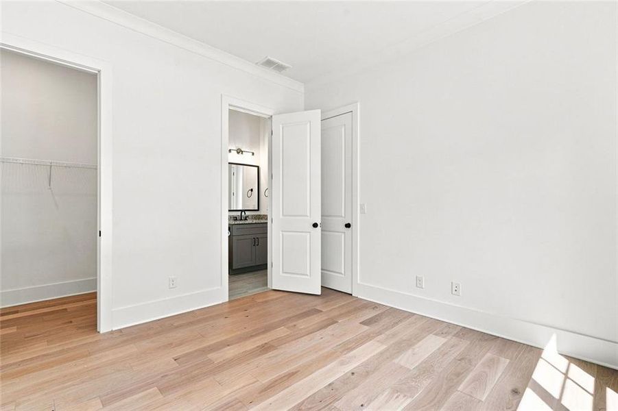 Spacious, unfurnished interior of a new home in , Marietta (Image 42).