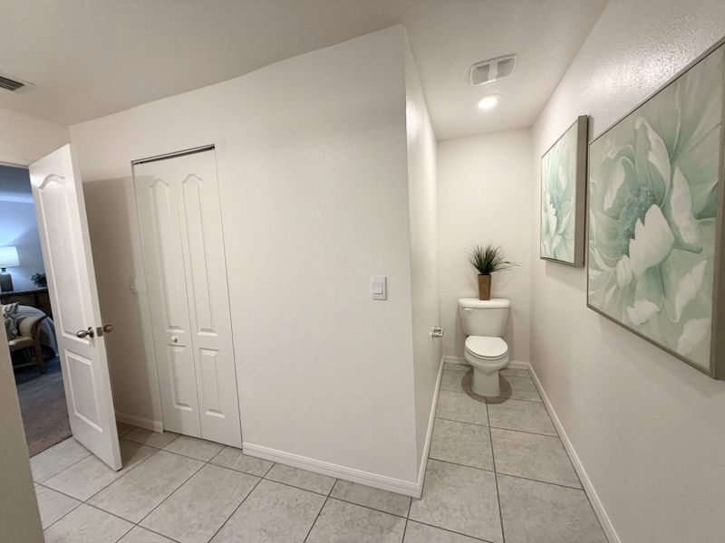 Furnished interior view inside a new home in Citrus Springs, Citrus Springs (Image 10).
