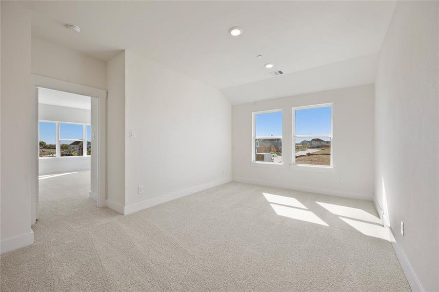 Spacious, unfurnished interior of a new home in Talia, Mesquite (Image 14).