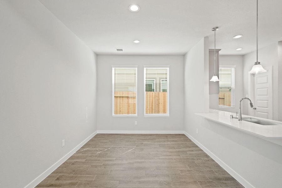 Spacious, unfurnished interior of a new home in Grand Oaks Village, Houston (Image 16). Spacious, unfurnished interior of a new home in Grand Oaks Village, Houston (Image 16).