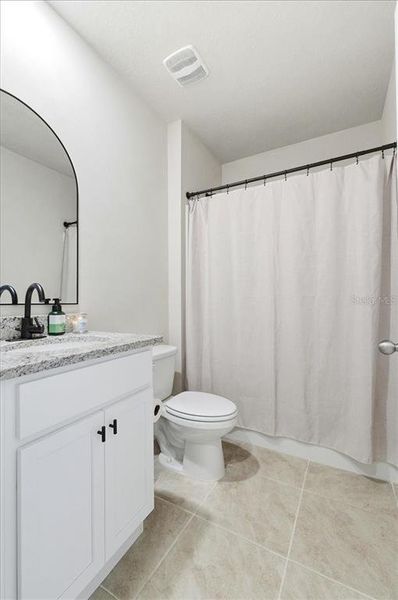 Furnished interior view inside a new home in Eden Hills, Lake Alfred (Image 20). Furnished interior view inside a new home in Eden Hills, Lake Alfred (Image 20).