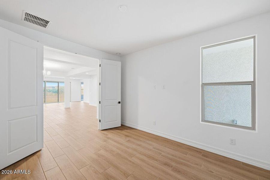 hj-az-phoenix-asante-passage-yellowstone