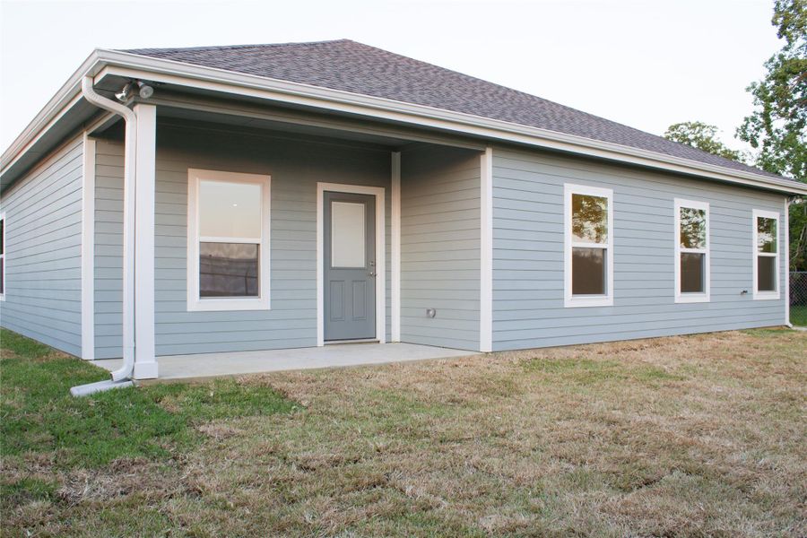 Exterior details and patio area of a home in , Port Neches (Image 2). Exterior details and patio area of a home in , Port Neches (Image 2).