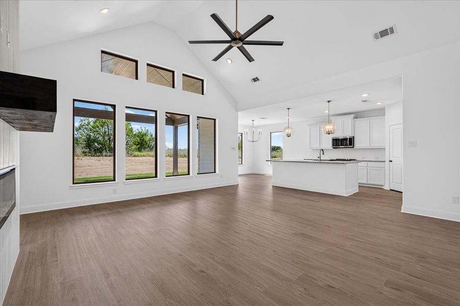Spacious, unfurnished interior of a new home in Monarch Manor, Poolville (Image 40).