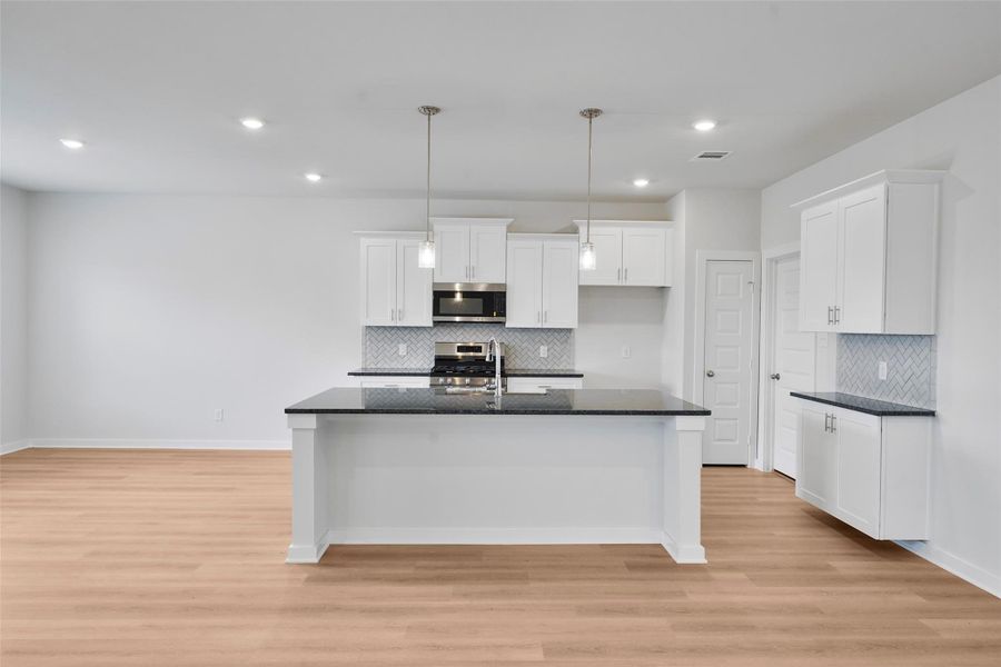 Furnished interior view inside a new home in Glendale Lakes, Arcola (Image 6).