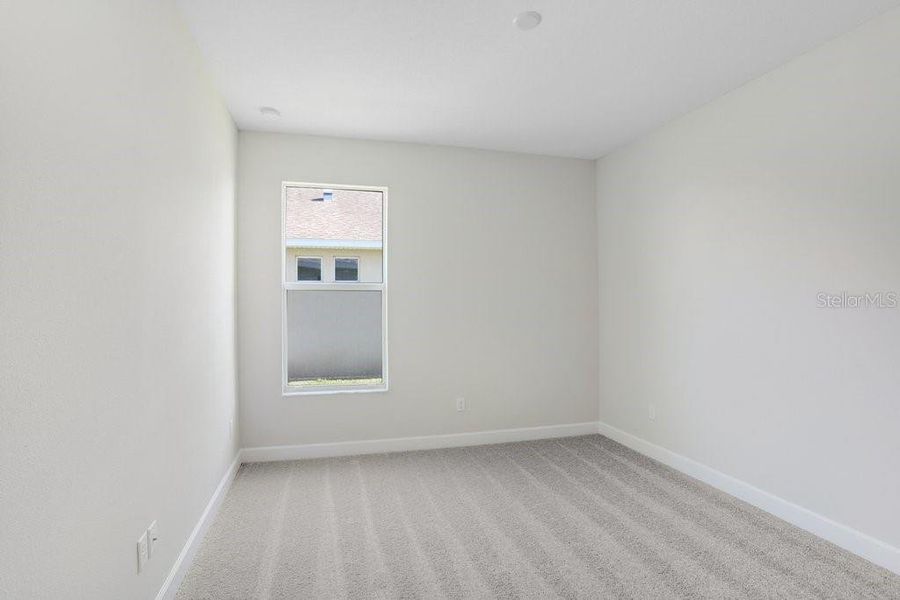 Spacious, unfurnished interior of a new home in Lake Toscana, Wimauma (Image 17).