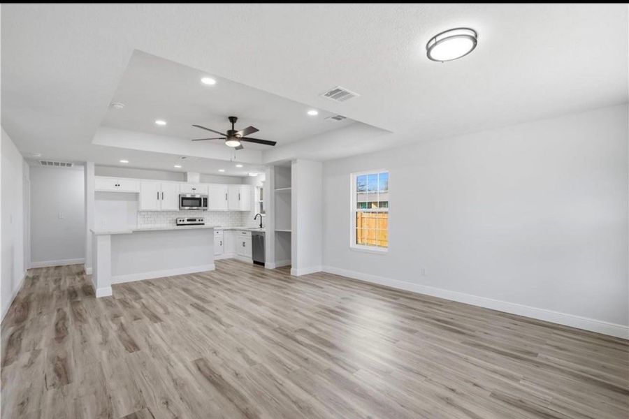 Spacious, unfurnished interior of a new home in , Hearne (Image 6). Spacious, unfurnished interior of a new home in , Hearne (Image 6).
