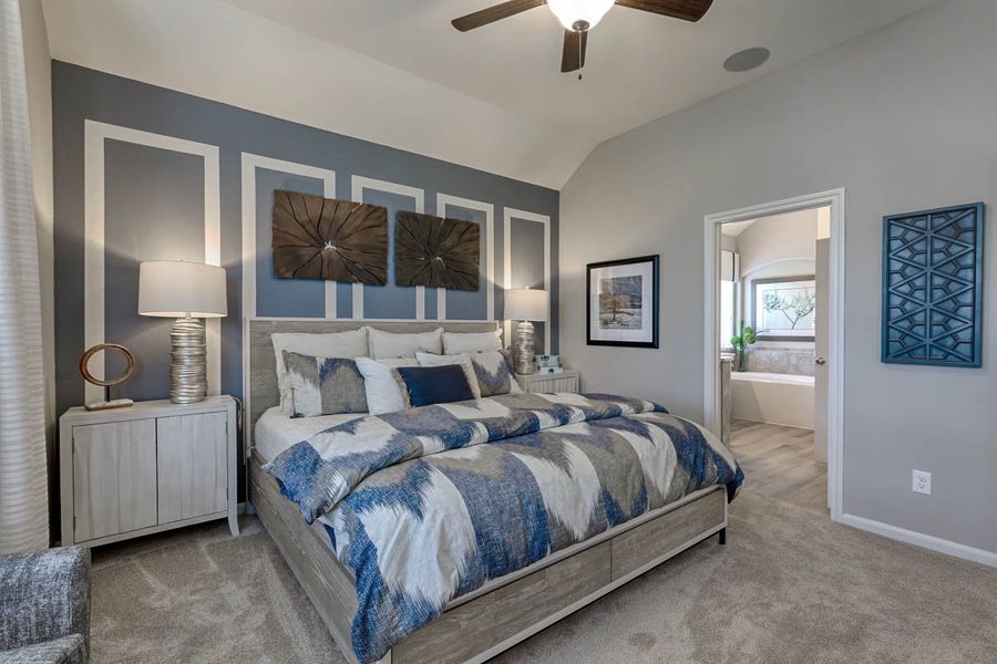 Furnished interior view inside a new home in Beacon Point, Texas City (Image 18).