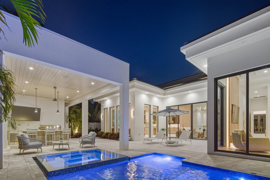 334 NE 3rd St Boca Raton FL-89