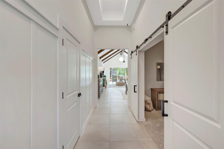 Welcoming foyer (*Photo not of actual home and used for illustration purposes only.)