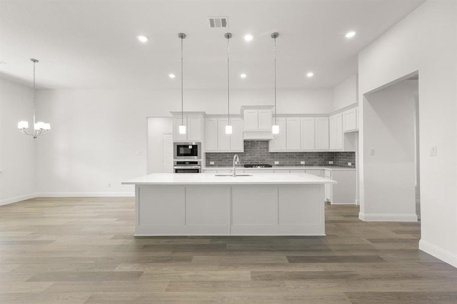 Furnished interior view inside a new home in Kentsdale Farms, DeSoto (Image 15).