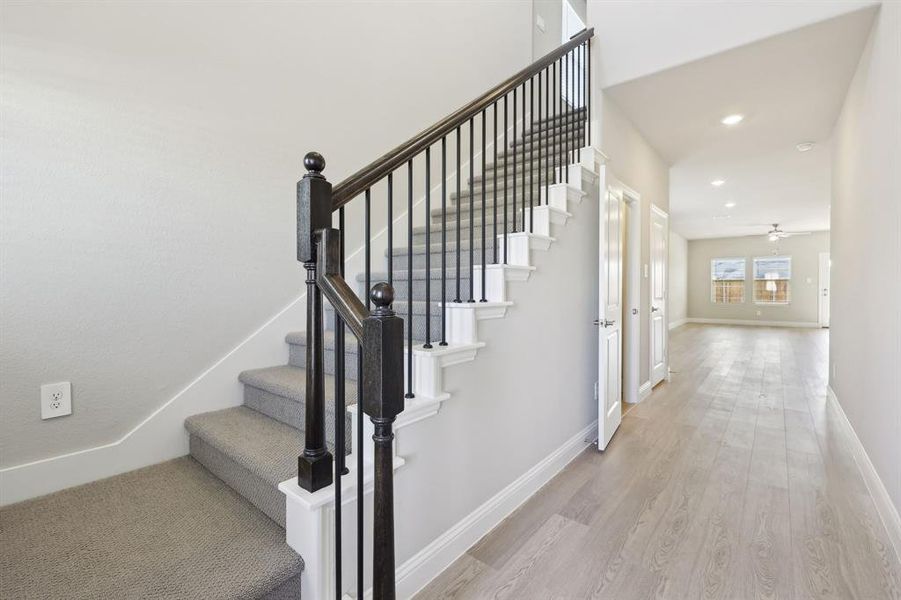 Photo is not of the actual home, but is an inspirational photo of builder’s model home and may depict options, furnishings, and/or decorator features that are not included. Photo is not of the actual home, but is an inspirational photo of builder’s model home and may depict options, furnishings, and/or decorator features that are not included.