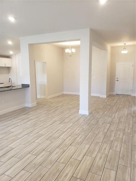 Spacious, unfurnished interior of a new home in Pine Bluff, Spring Hill (Image 7).