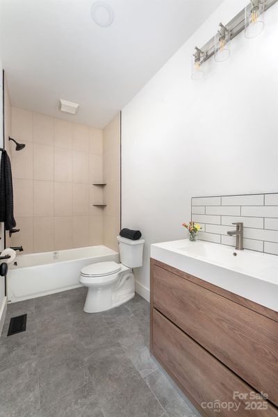 Furnished interior view inside a new home in , Hendersonville (Image 14).