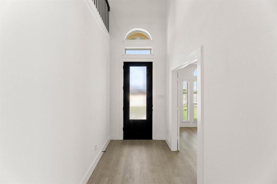 1617 Whisperwood-Entry-1 1617 Whisperwood-Entry-1