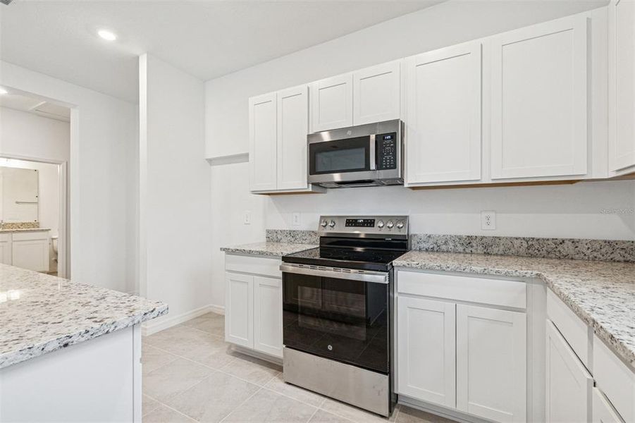 Furnished interior view inside a new home in Southpointe, Palmetto (Image 8).