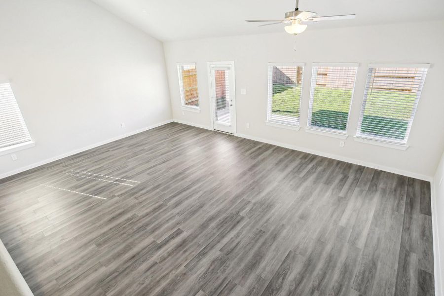 Photo is not of the actual home but is an inspirational photo of builder’s model home and may depict options, furnishings, and/or decorator features that are not included.