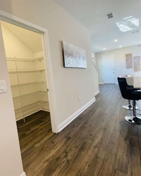 Spacious, unfurnished interior of a new home in , Winter Garden (Image 13).