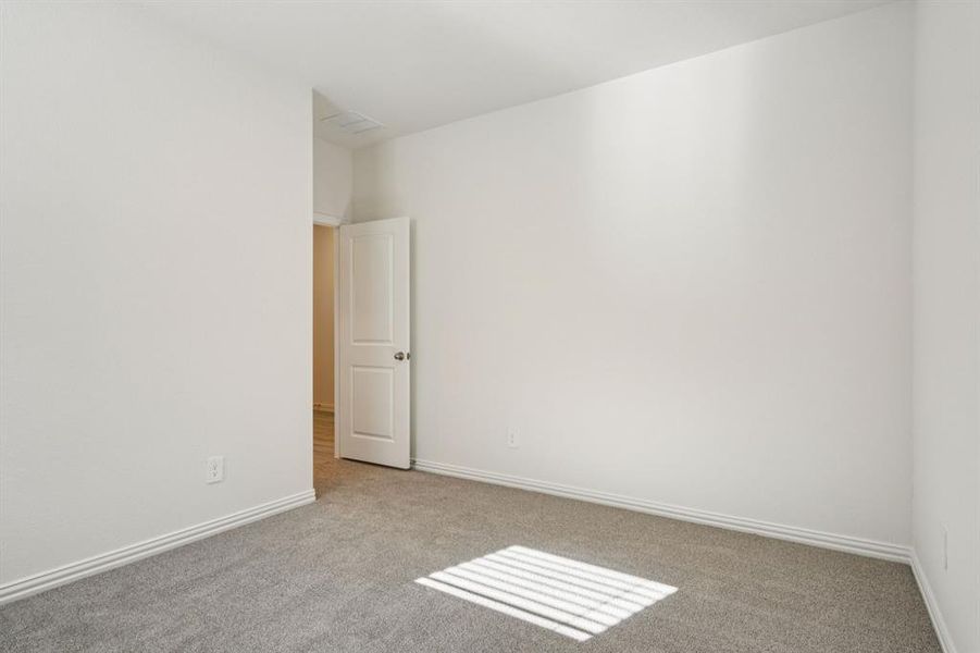 Photo is not of the actual home, but is an inspirational photo of builder’s model home and may depict options, furnishings, and/or decorator features that are not included.