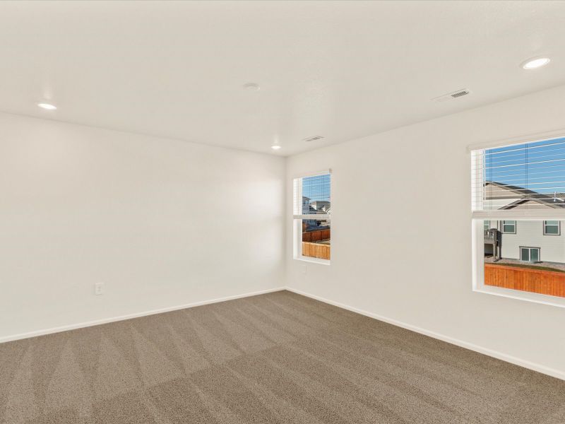 DEN_Hidden-Valley-Farms_Pagosa_Bedroom_A_1035-Odessa-Lk-Rd