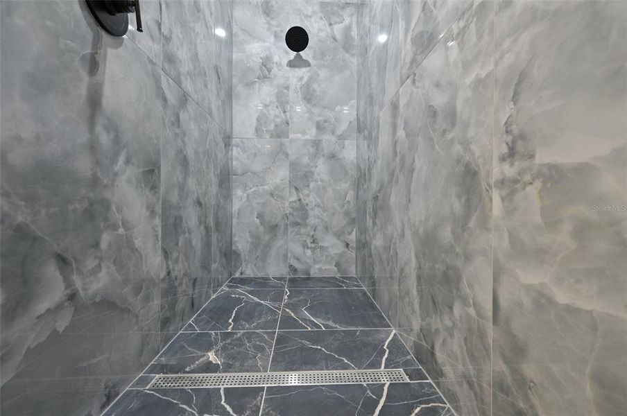 Image 34 of a home in .