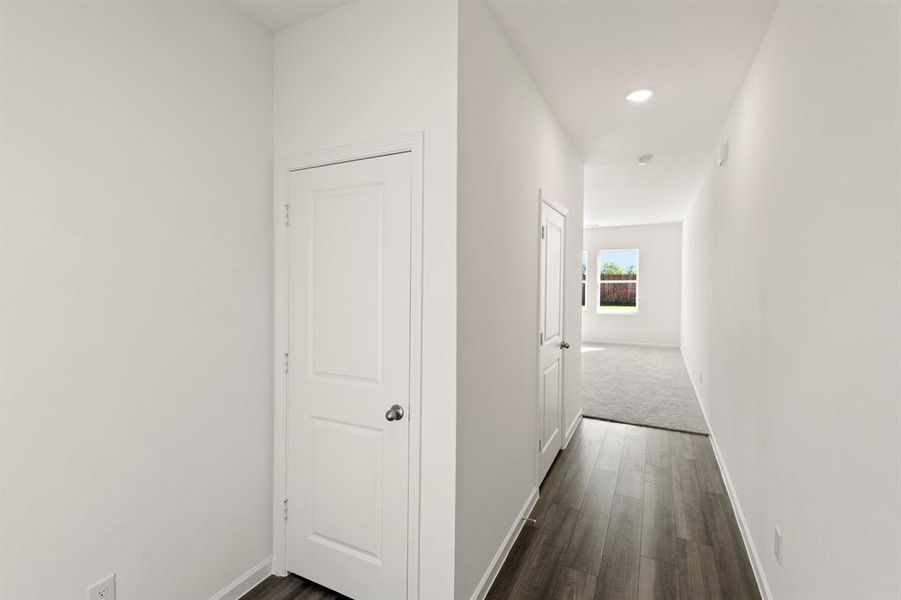 05. 512 Merced - Entry (2) 05. 512 Merced - Entry (2)