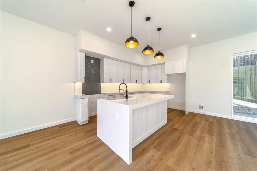 Furnished interior view inside a new home in , Dallas (Image 6).